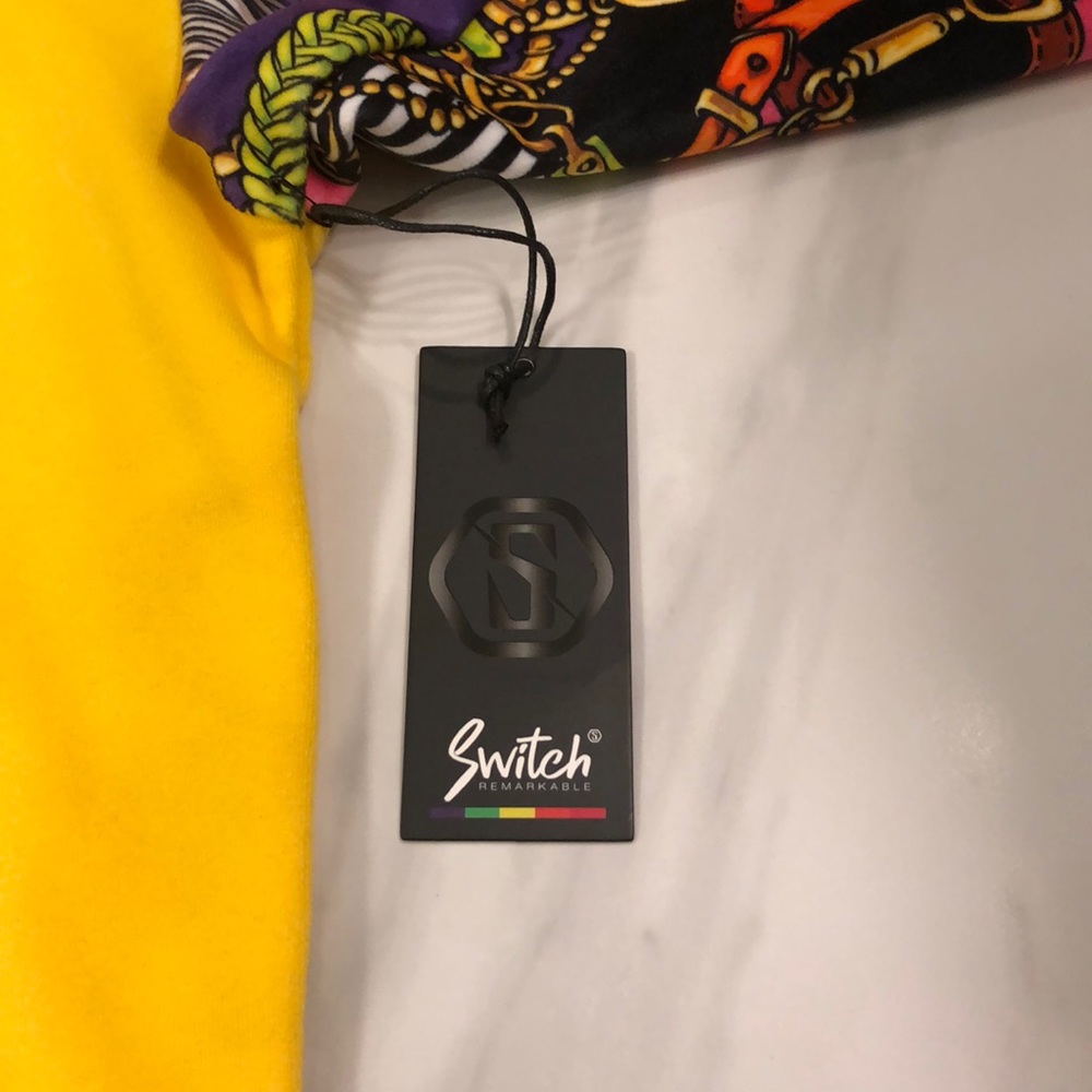 NWT Men’s Switch Pullover Hoodie - Picture 2 of 5